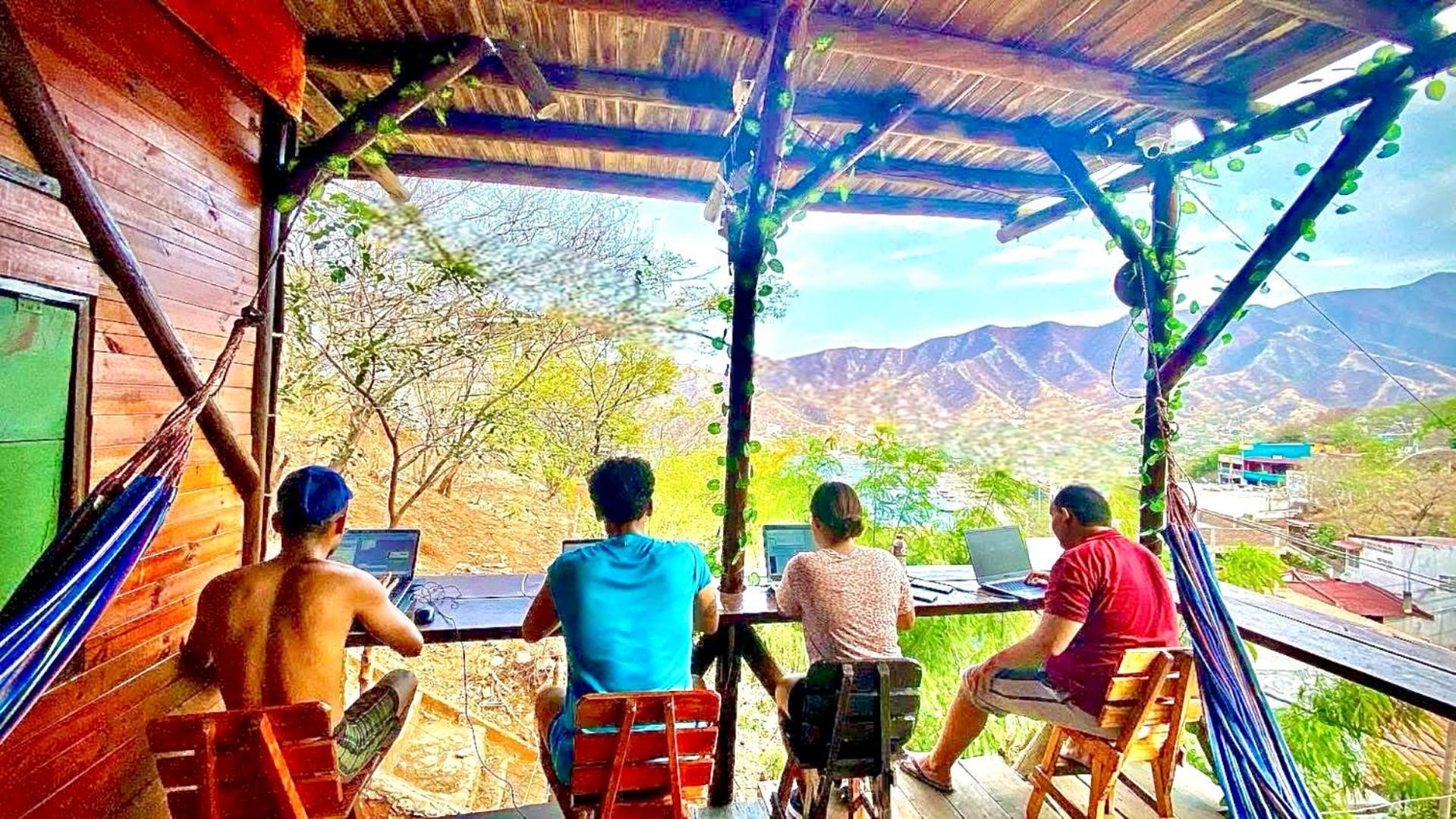 Tamarindo Beach Hostel Taganga Bagian luar foto