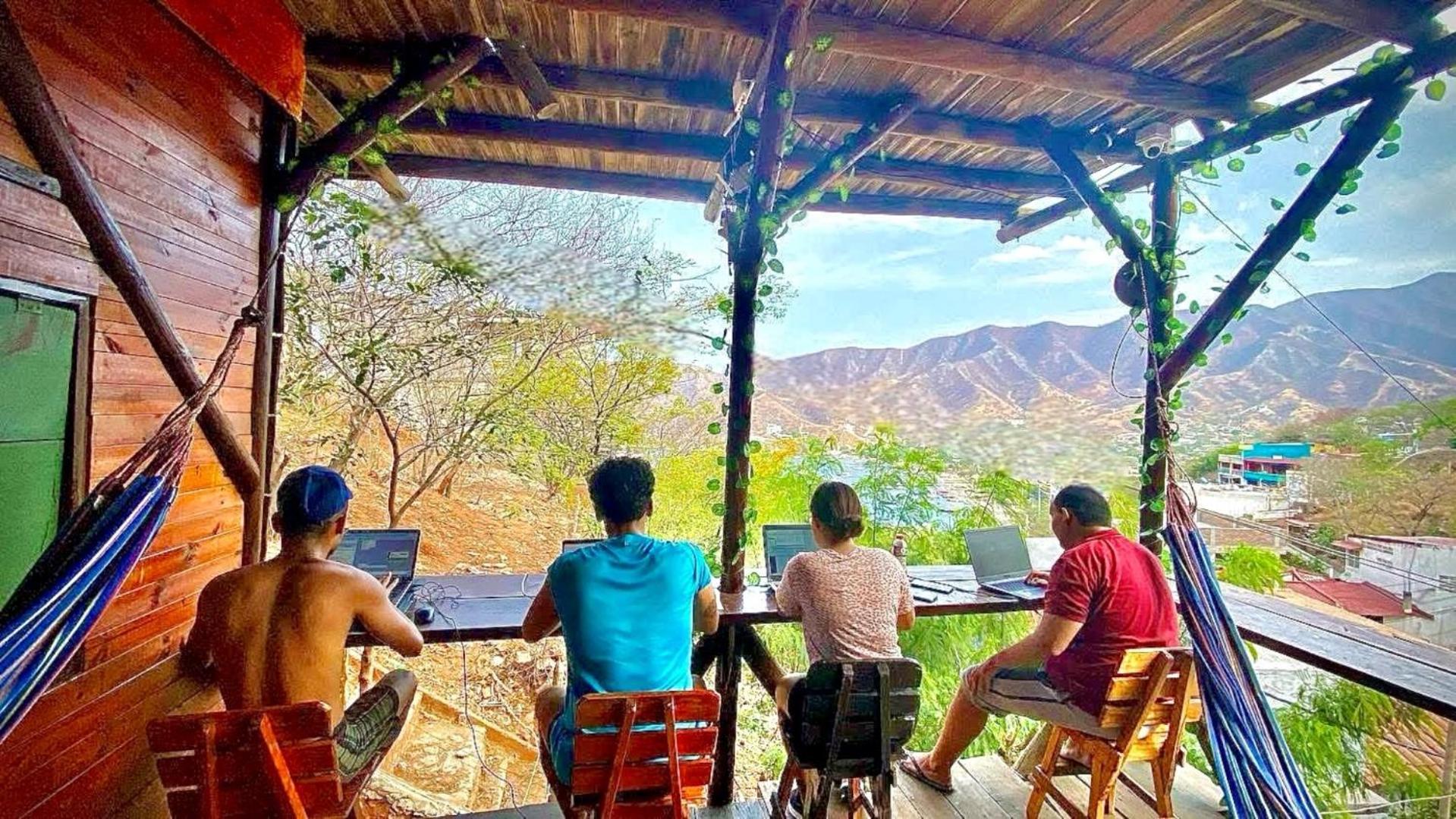 Tamarindo Beach Hostel Taganga Bagian luar foto